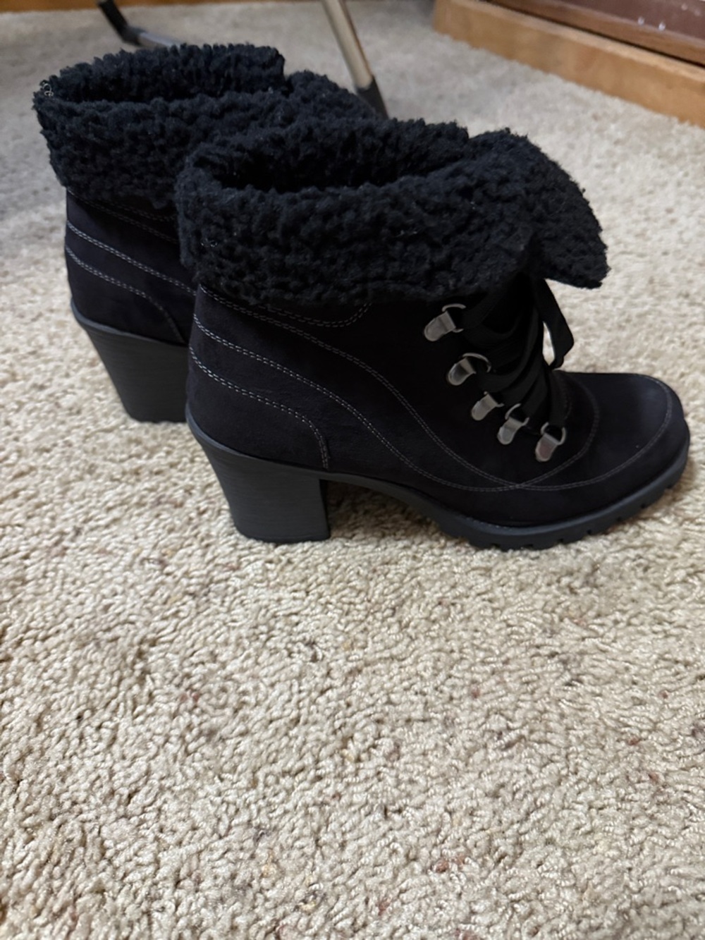 Women's Black Faux-Shearling Lace-Up Block Heel Ankle Boots